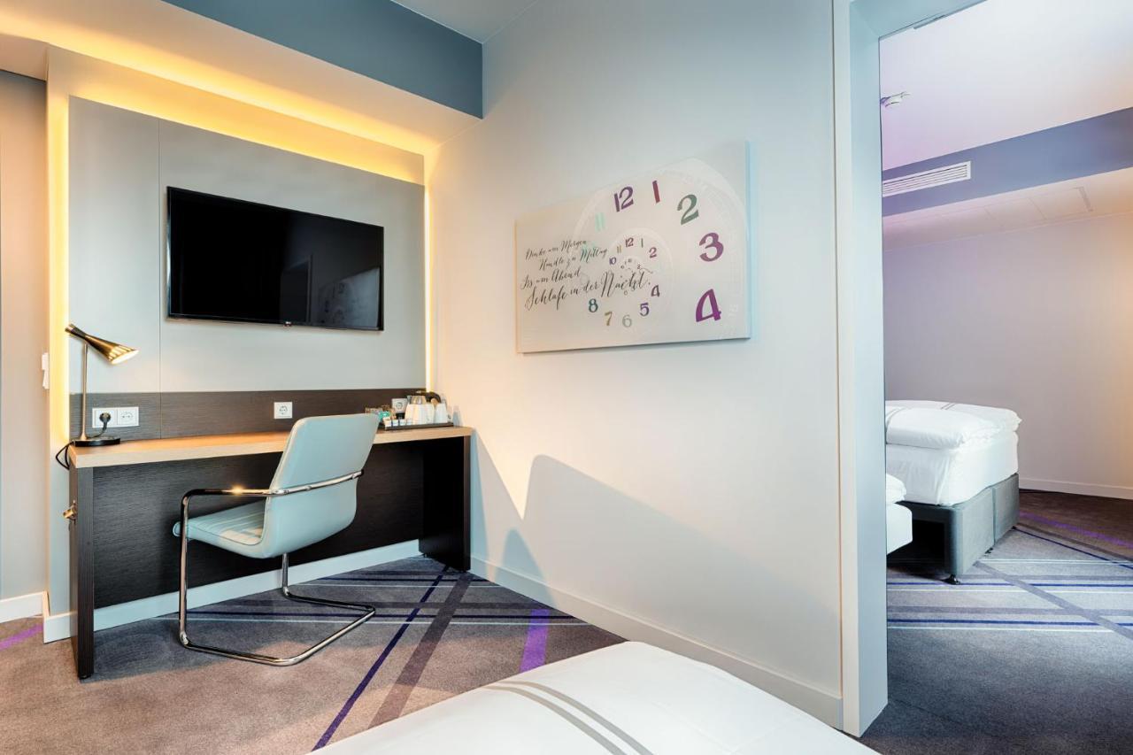Premier Inn Berlin Airport Екстер'єр фото