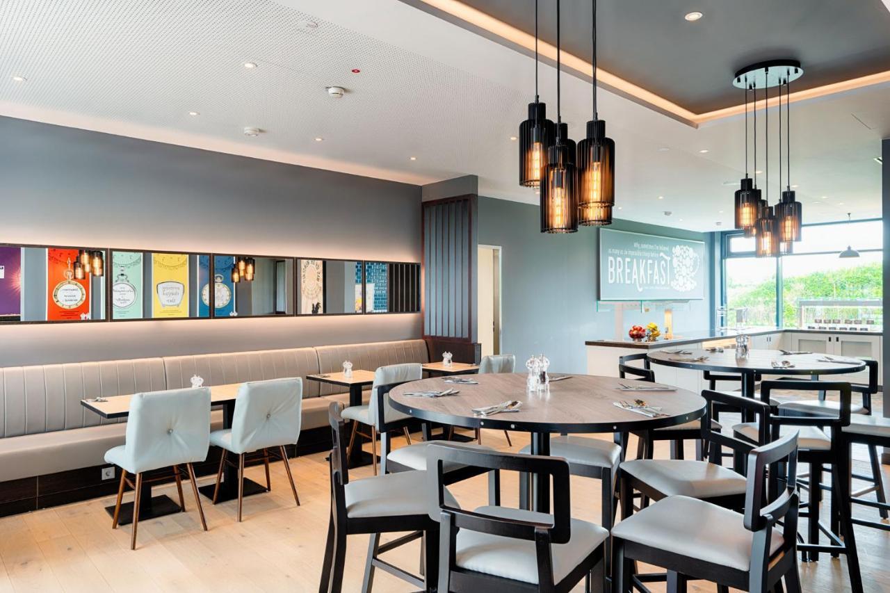 Premier Inn Berlin Airport Екстер'єр фото