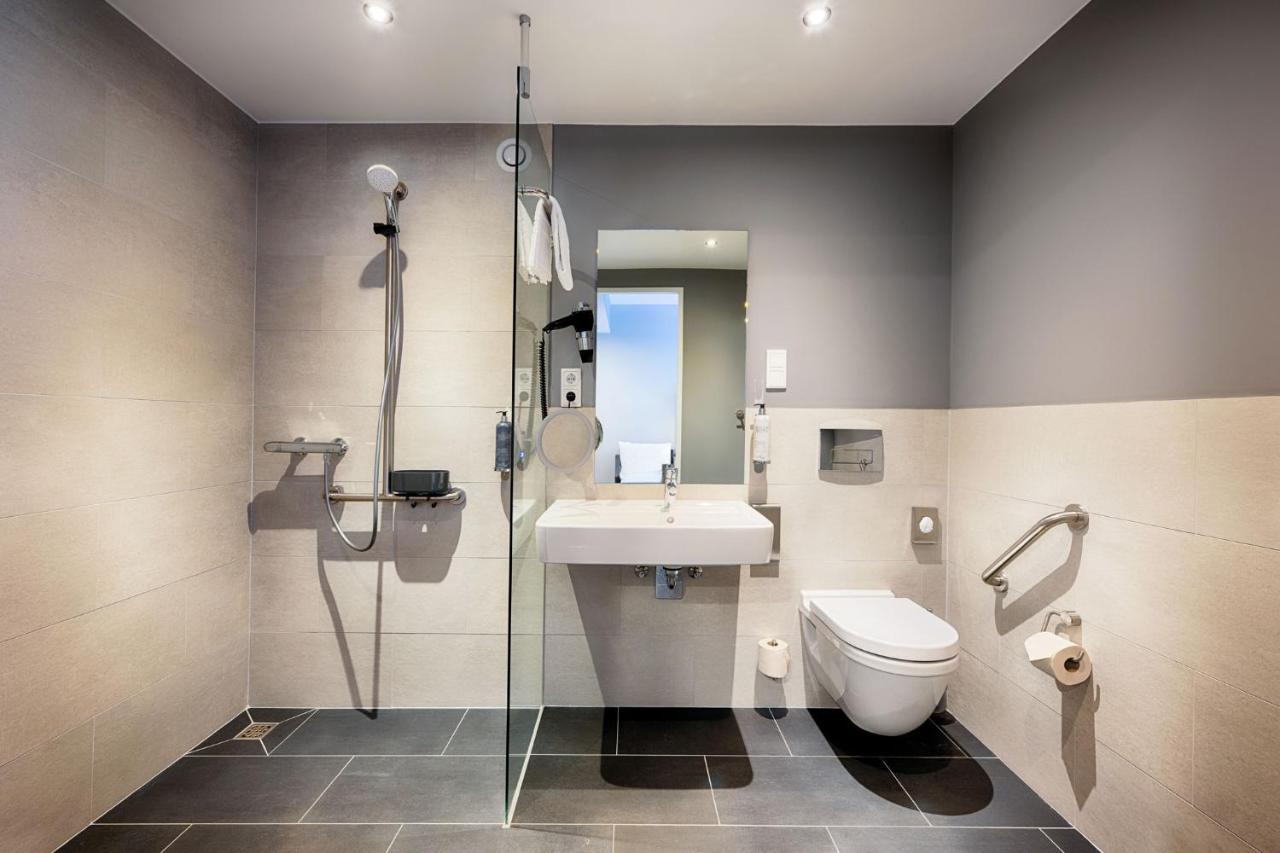 Premier Inn Berlin Airport Екстер'єр фото
