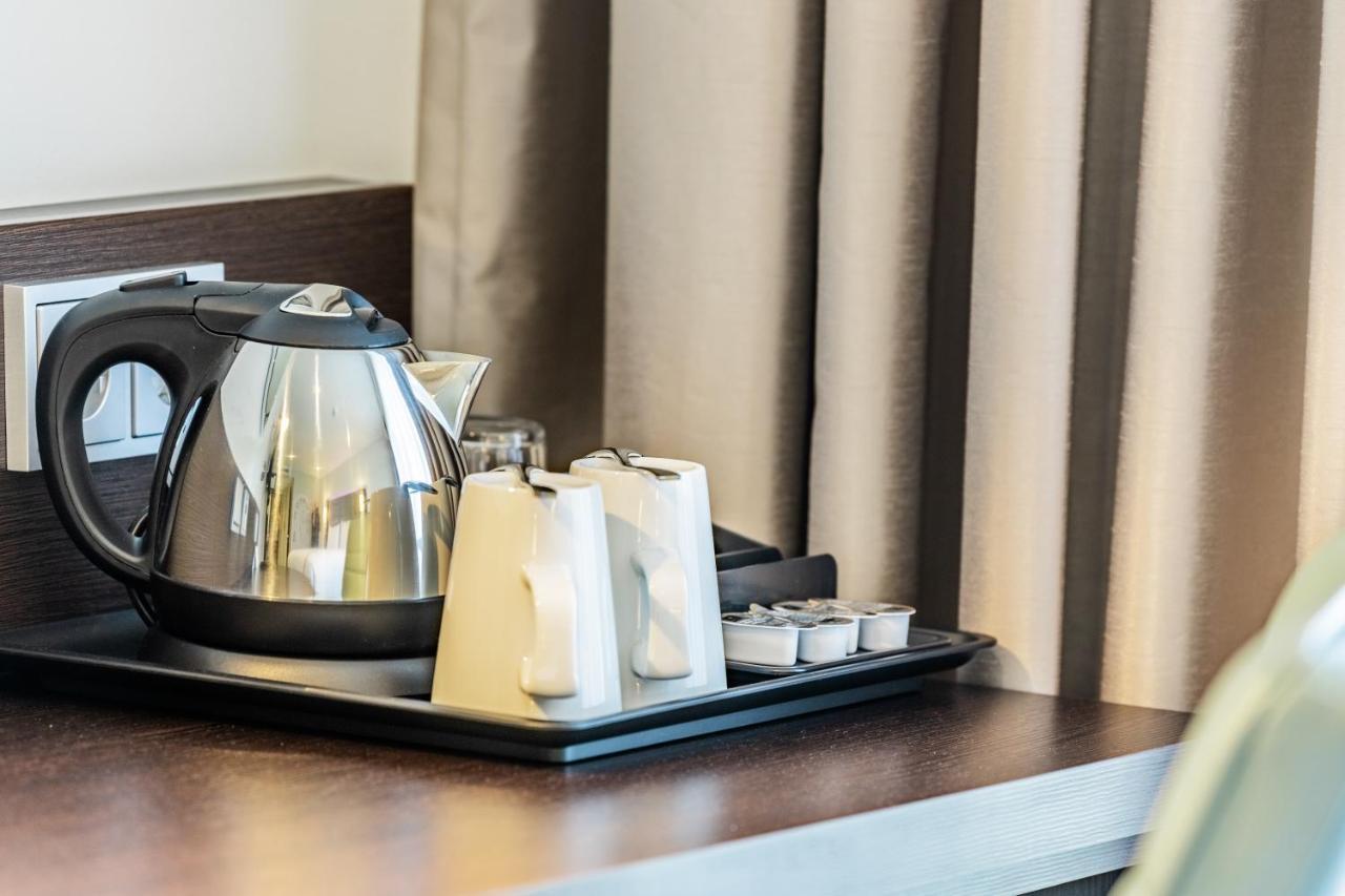 Premier Inn Berlin Airport Екстер'єр фото